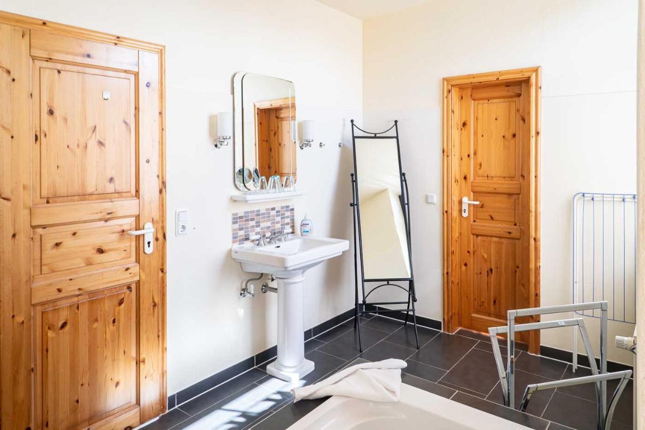 Apartmenthaus Captain Hook Росток Экстерьер фото